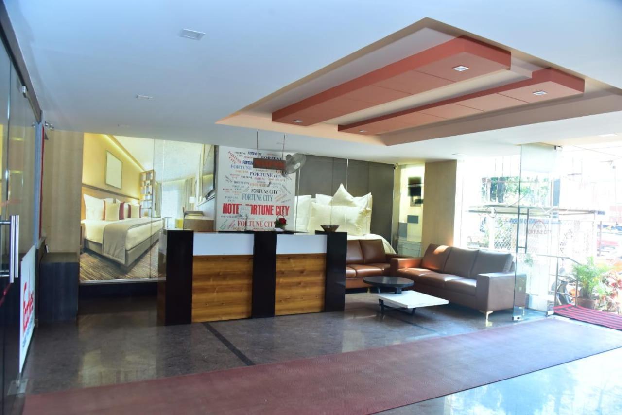 Hotel Fortune City Bangalore Exterior foto