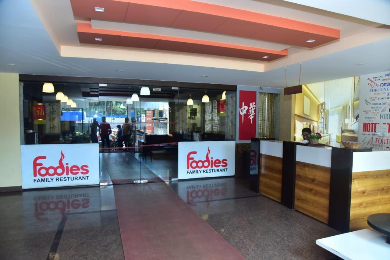 Hotel Fortune City Bangalore Exterior foto